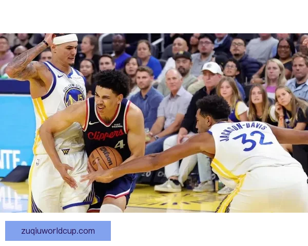 泰伦-卢承诺继续执教快船 将全力保障邓恩合同权益