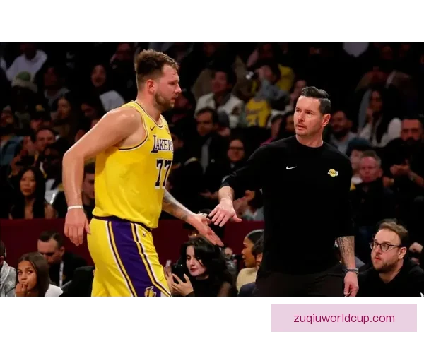 东契奇因16次技犯被禁赛一场 NBA官方宣布罚款26.4万美元